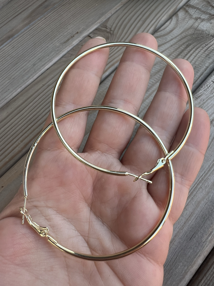The classic hoop halka küpe