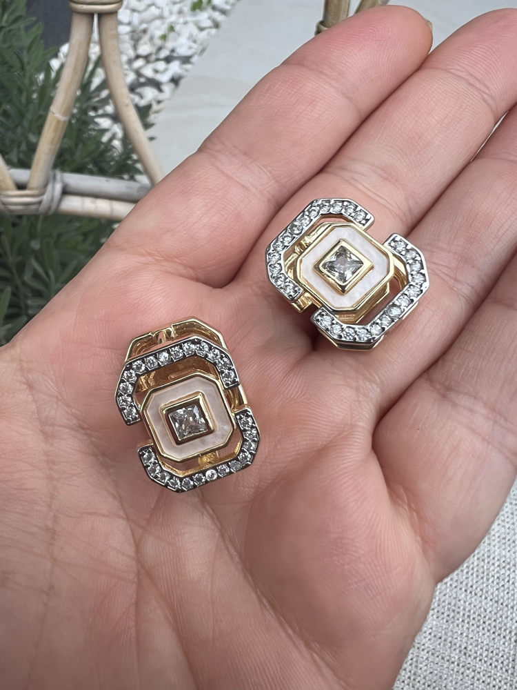 Simplicity earring