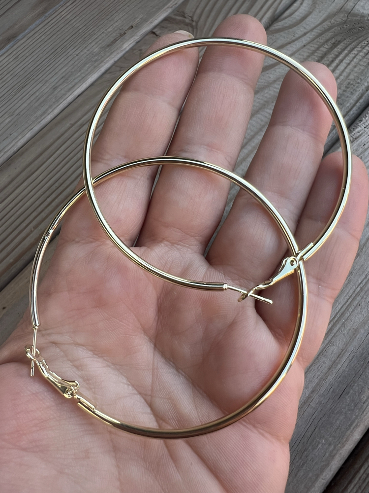 The classic hoop halka küpe