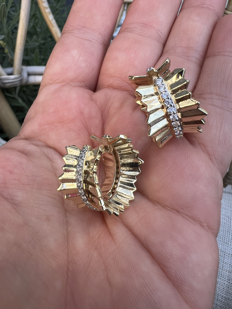 Loveislife earring