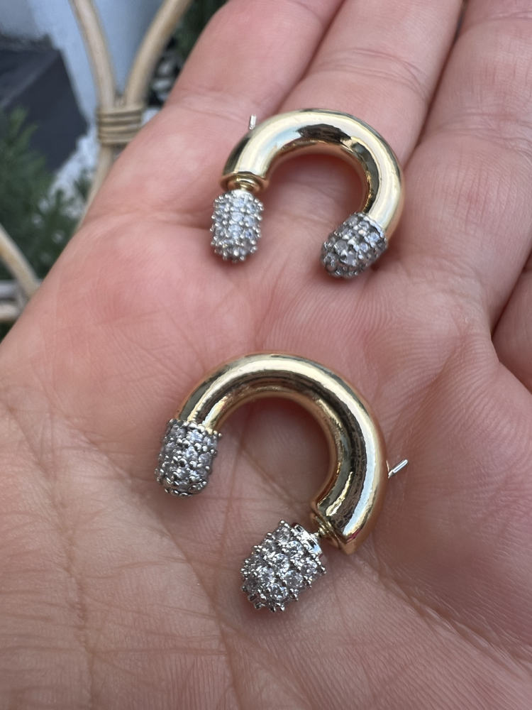 Rebel love earring