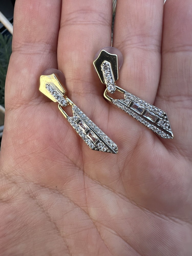 One love earring