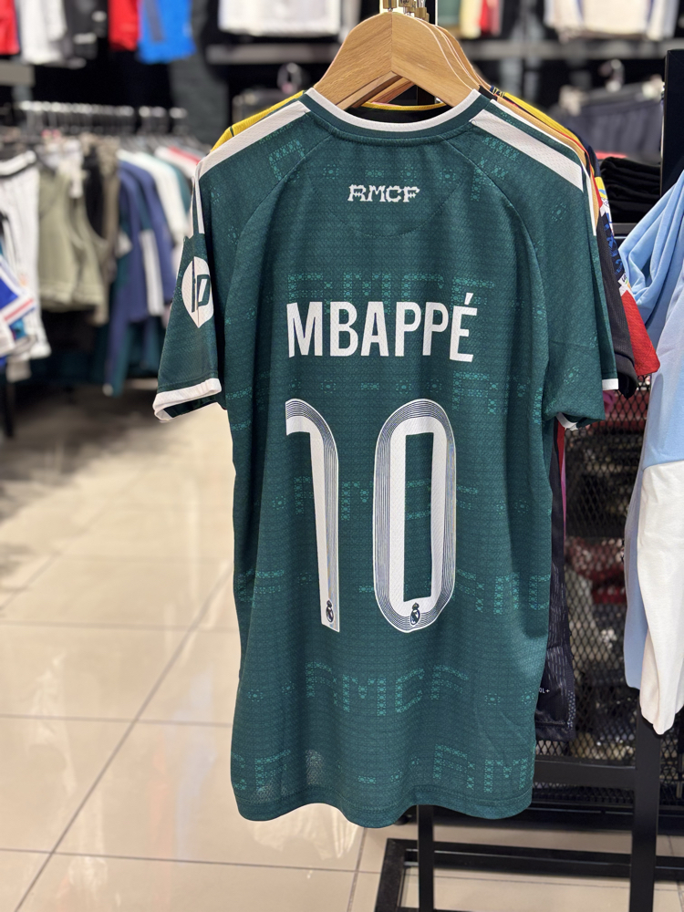 Real Madrid Mbappe Çocuk takım