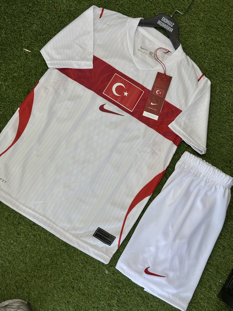 İTHAL KALİTE MİLLİ TAKIM ÇOCUK