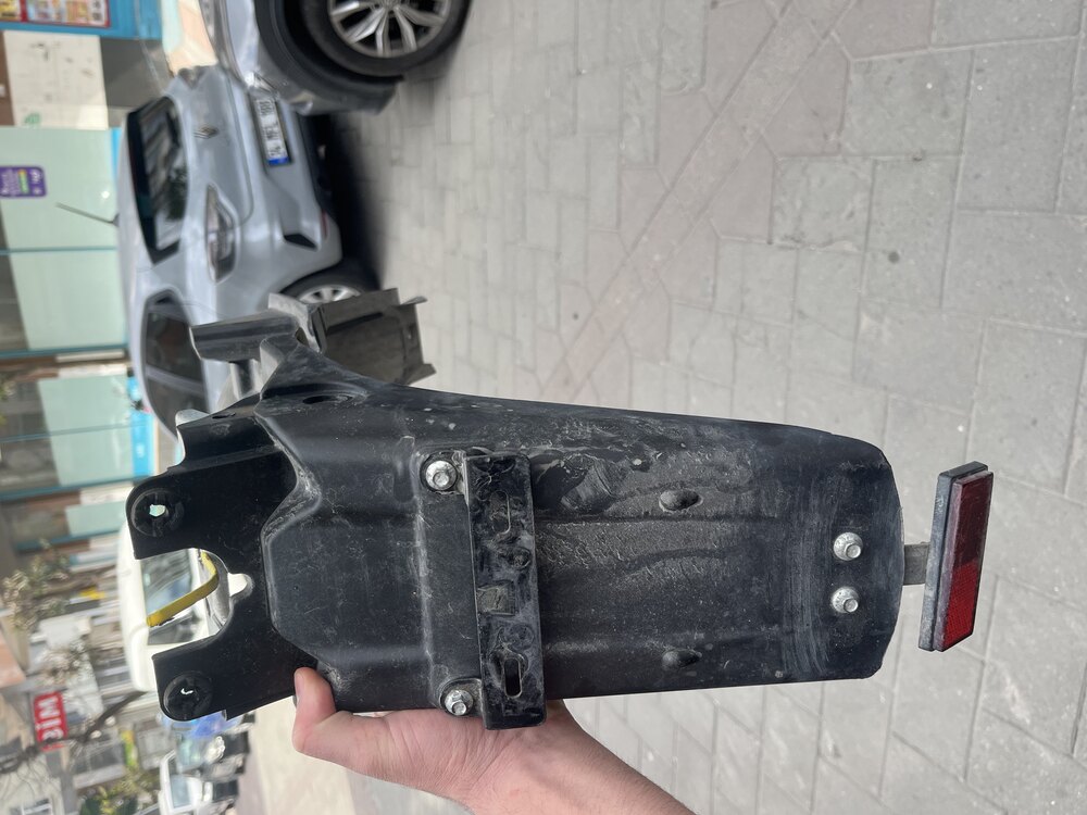 RKS 125-R ARKA ÇAMURLUK