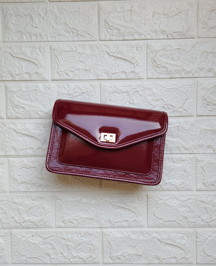 A-FERİN BORDO RUGAN