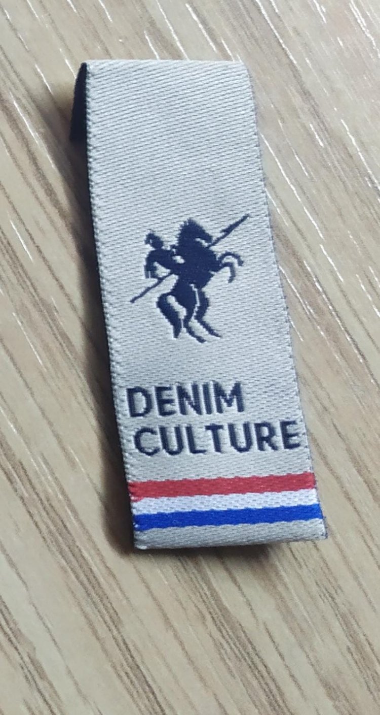 Dokuma Etiket