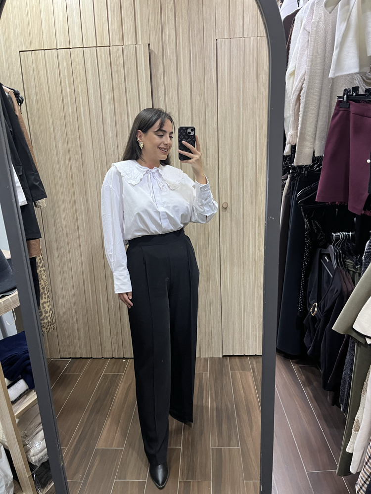 Dantel  Bebe Yaka  Detaylı Poplin Gömlek