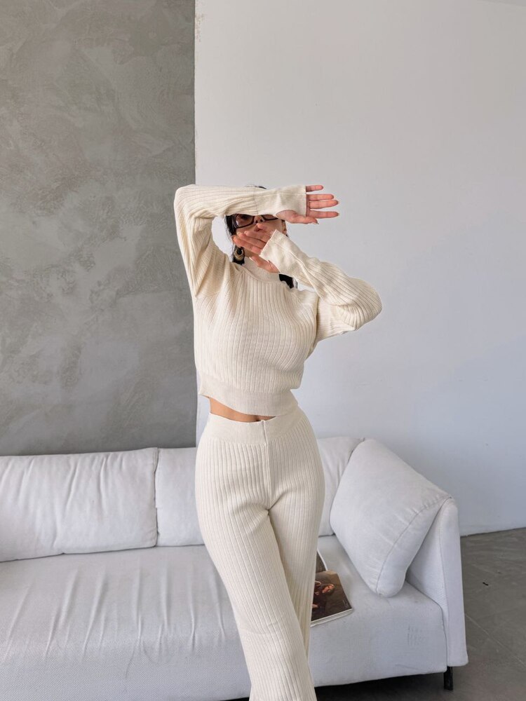 Ekru Fitilli Crop Triko Takım (Kazak ve Pantolon)