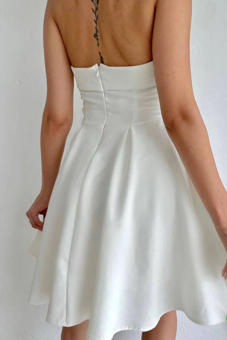 Sade Beyaz Mini Elbise