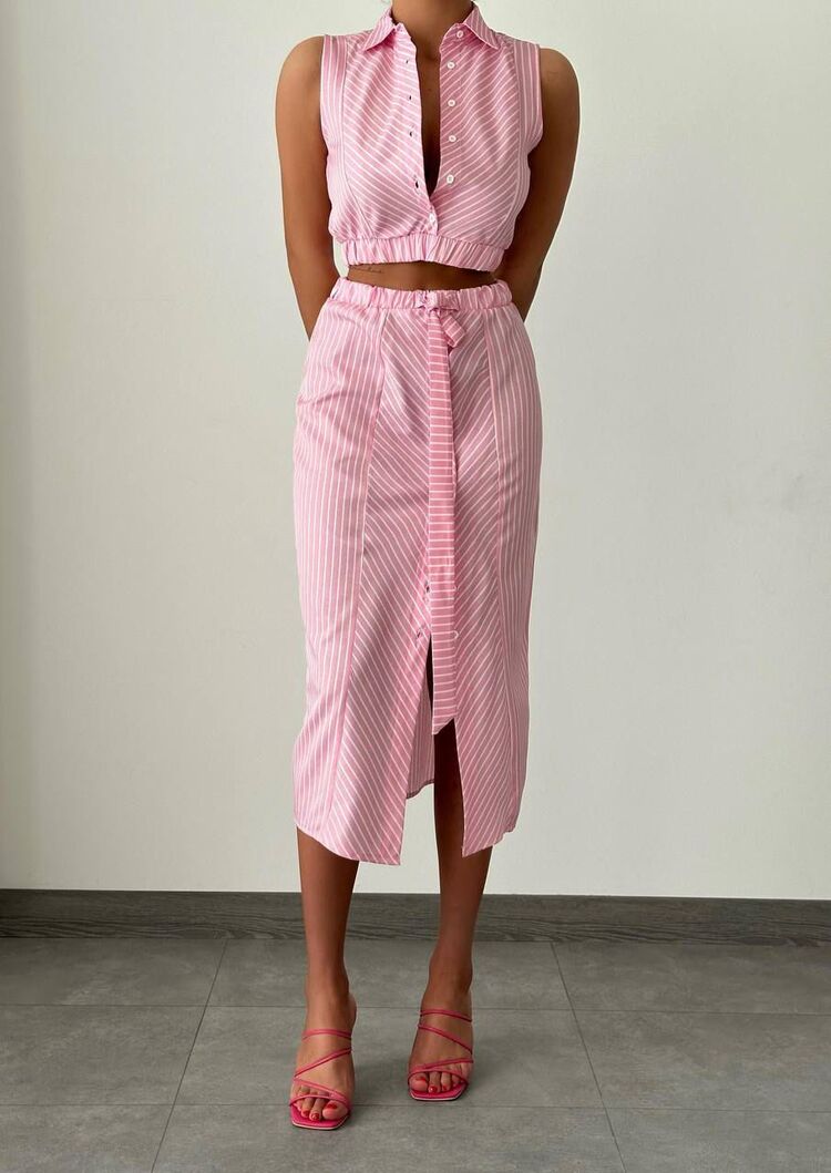 Çizgili Kolsuz Crop Top ve Yırtmaçlı Midi Etek Takım