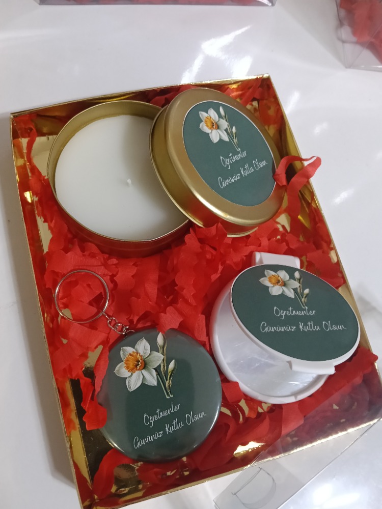 1. Set Ogretmenler gunu hediyesi
