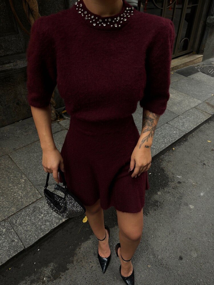 Bordo renk triko takim