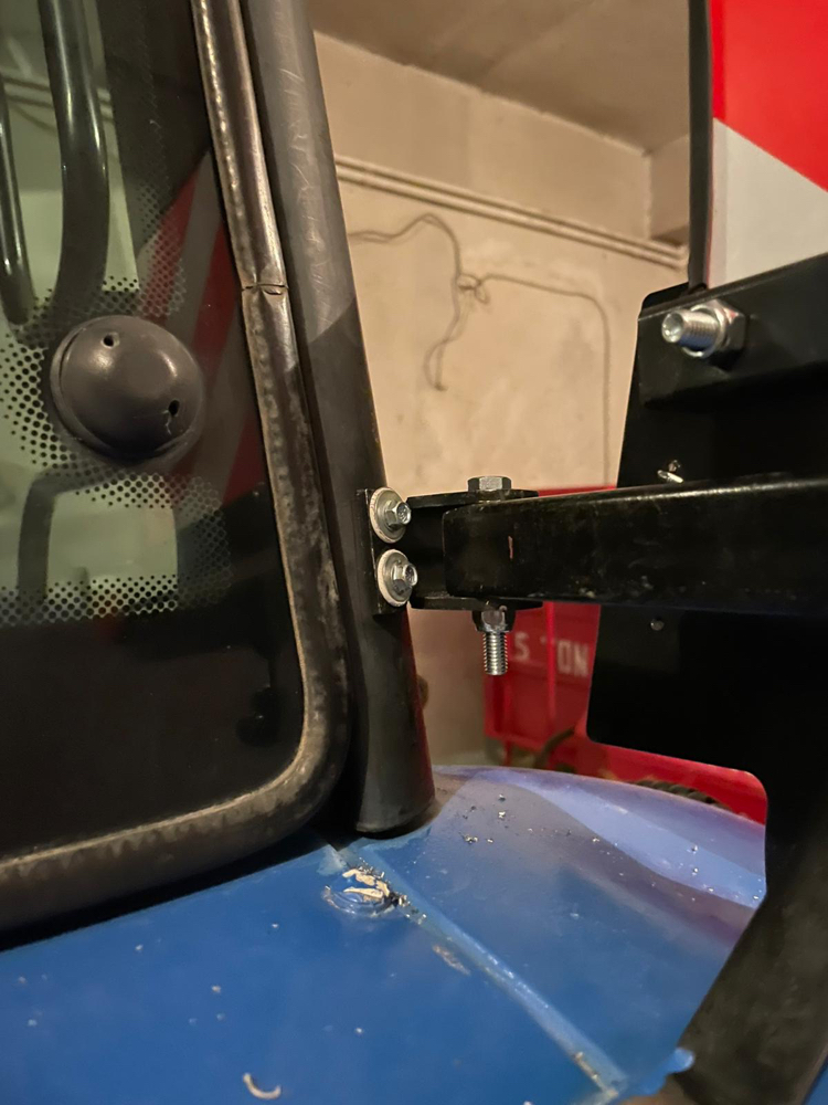 Her traktöre uyumlu reflektör