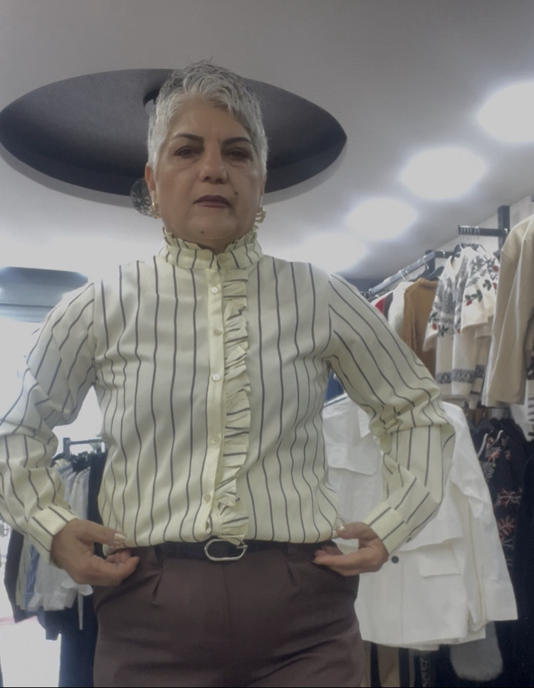 Çizgili fırfırlı gömlek