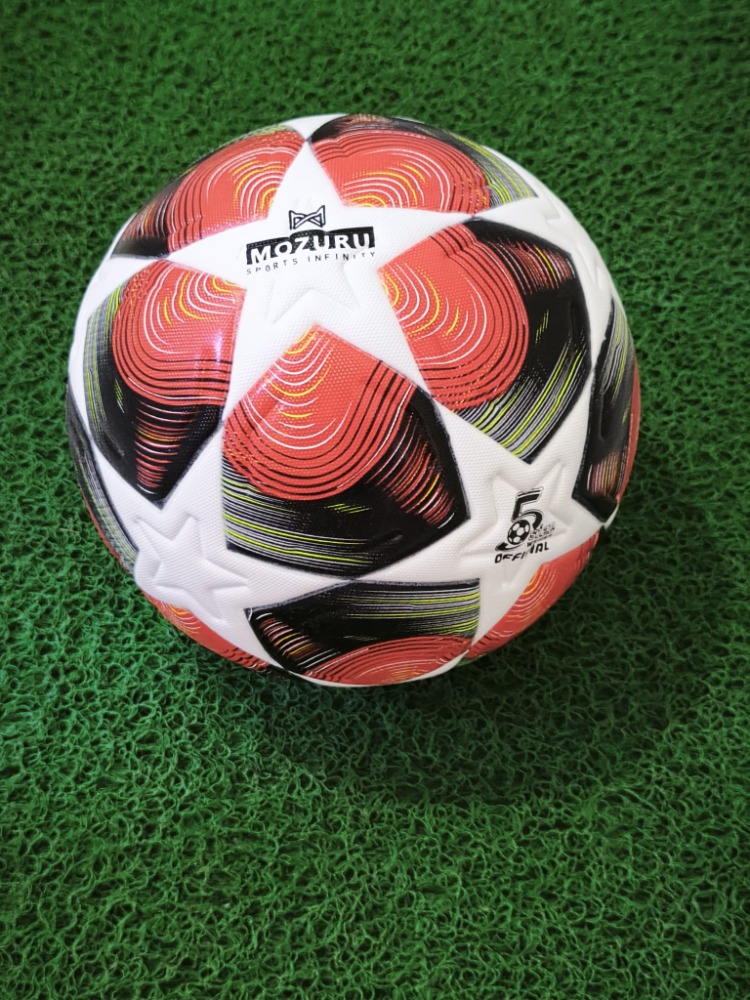 MOZURU FUTBOL TOPU