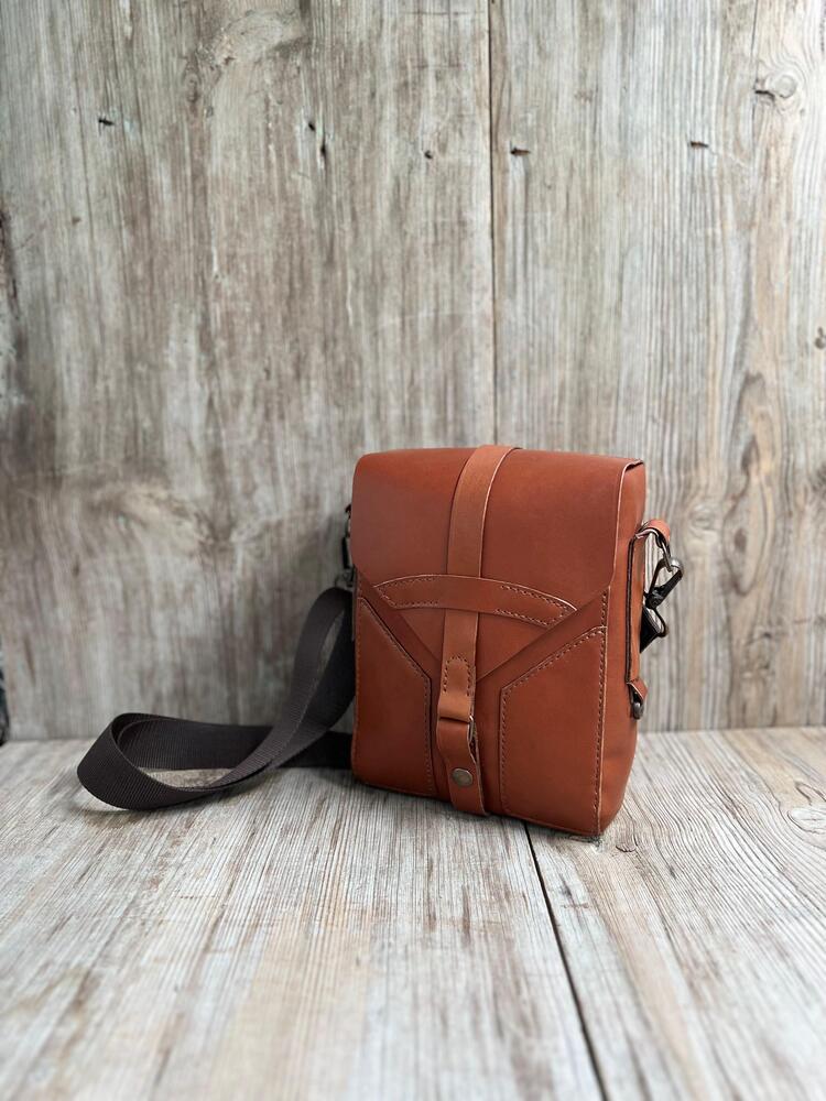NOMADBAG OMUZ ÇANTASI