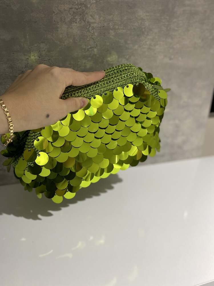 Pullu Clutch Çanta
