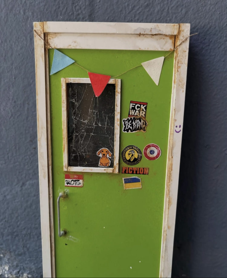 Terkedilmiş Sınıf Kapısı