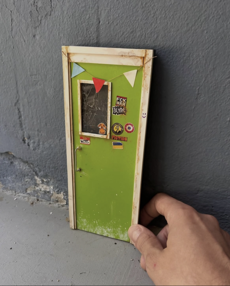Terkedilmiş Sınıf Kapısı