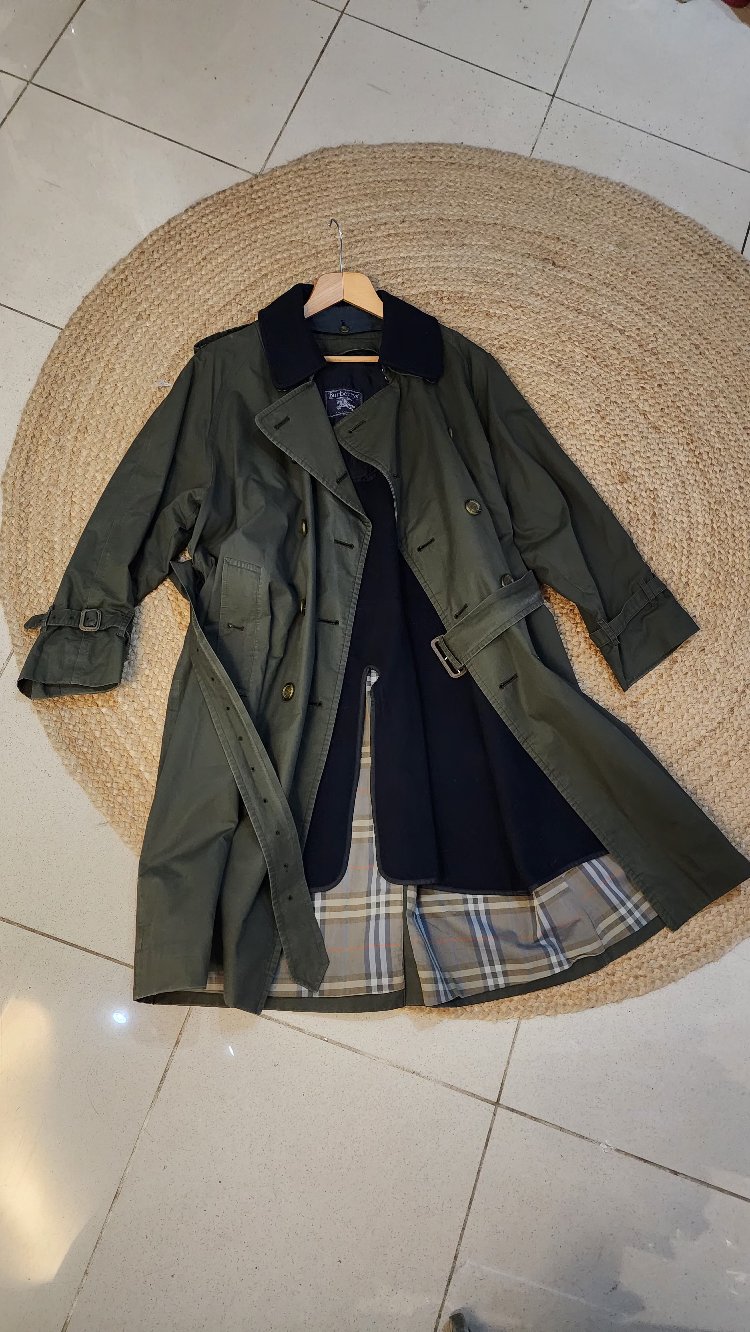 BURBERRY'S Vintage Trençkot Asker Yeşili