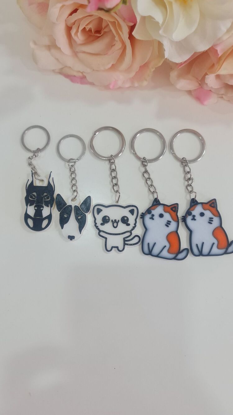 5 adet kedi ve köpek figürlü 3 D Anahtarlık 
