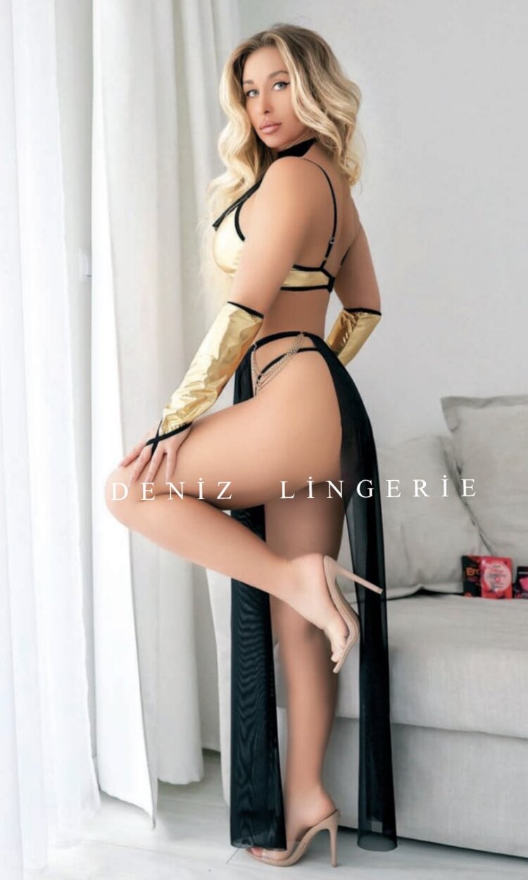 Belly Dancer / Gold Dansöz