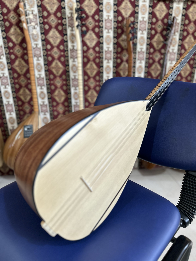 Uzun Saplı Tam Profesyonel Maun Ağacı Bağlama (40 Tekne) - Ladin Kapaklı