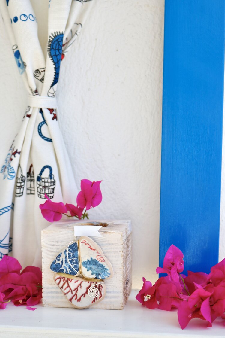 El Yapımı Deniz Seramiği Yelkenlili Ahşap Mumluk