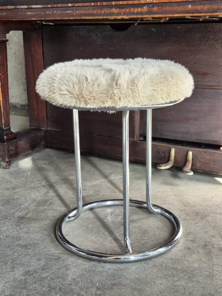 Mid-Century Modern Krom Tabure