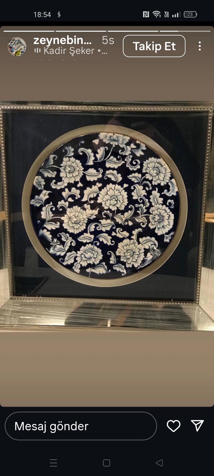 Modern çini deseni