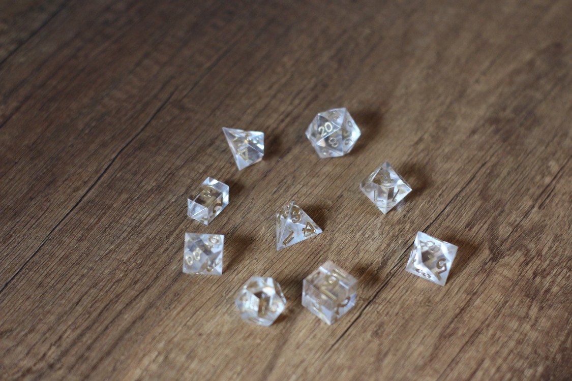 Golden Crystal Epoksi Reçine D&D Zar Seti