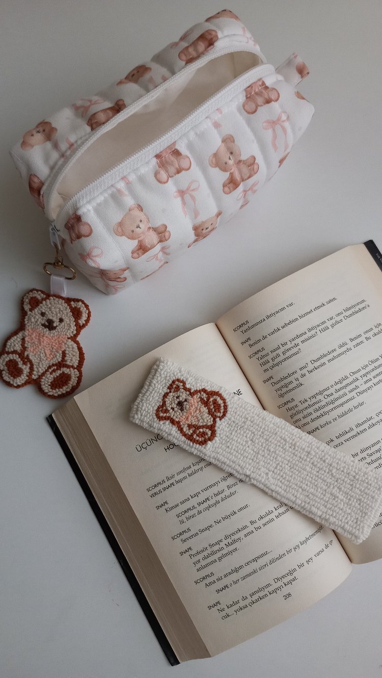 kapitone kalemlik ve punch kitap ayracı