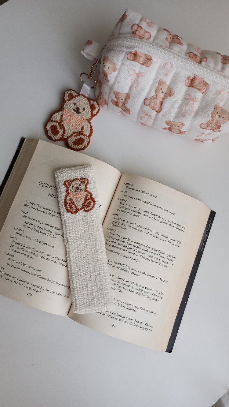 kapitone kalemlik ve punch kitap ayracı