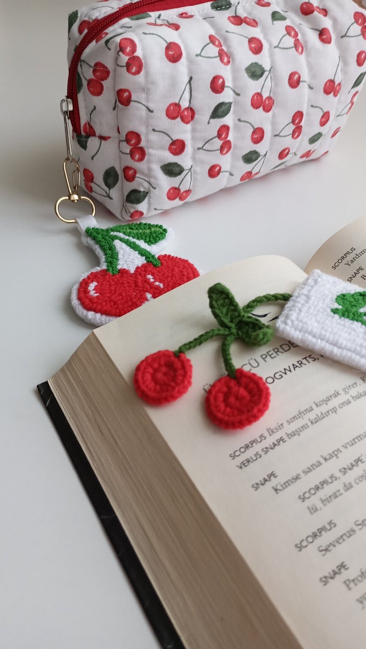 kiraz desenli düzenleyici ve kitap ayracı