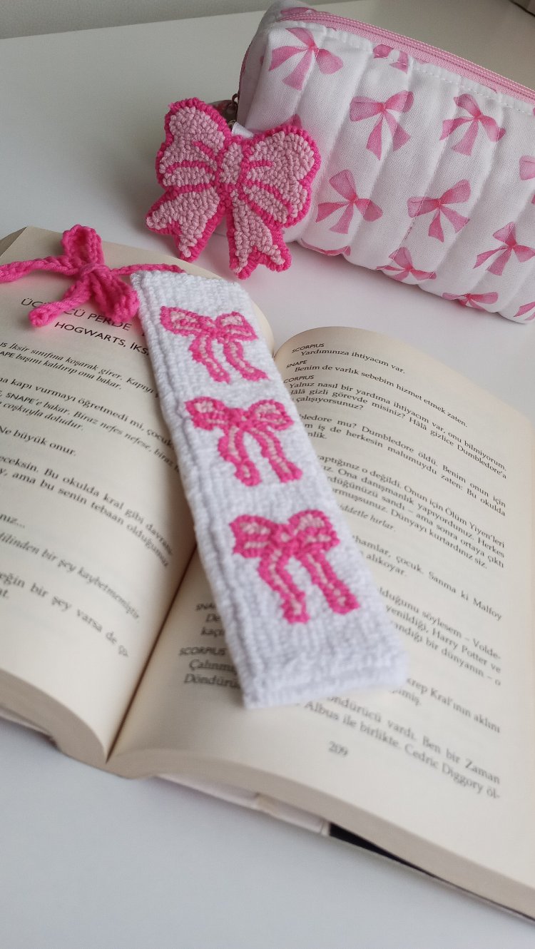fiyonk desenli Kalemlik ve kitap ayracı