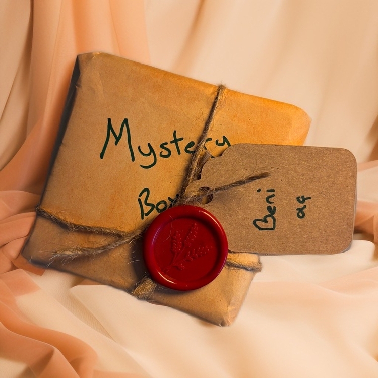 Mystery Box (Açıklamayı okuyun)♥️