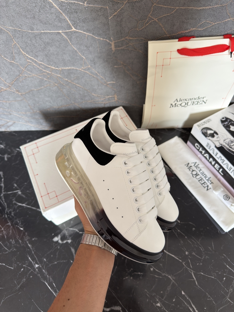 Alexander Mcqueen