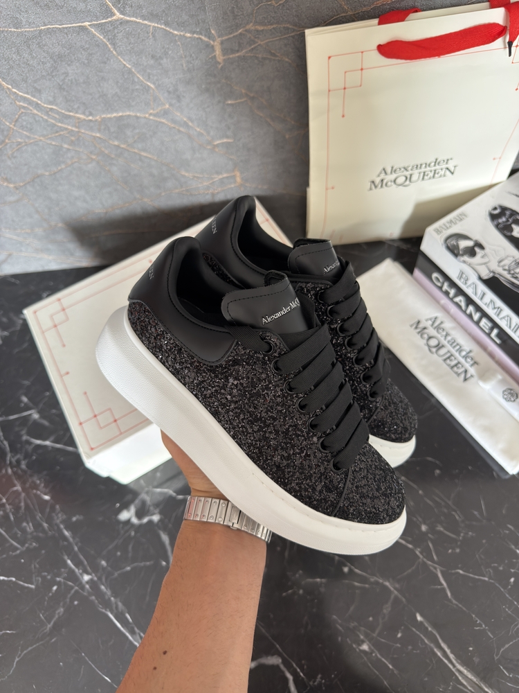 Alexander Mcqueen