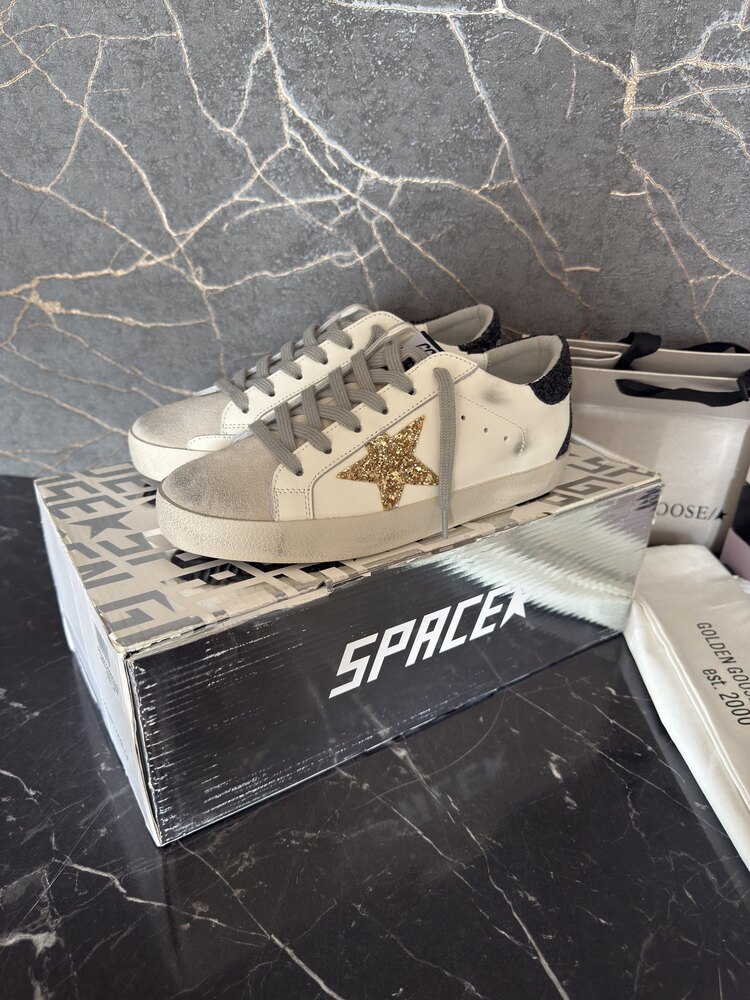 Golden Goose