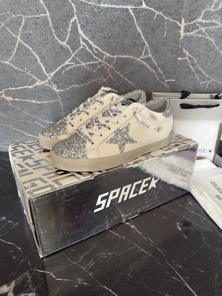 Golden Goose