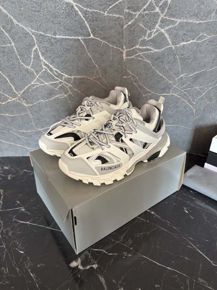 Balenciaga Track