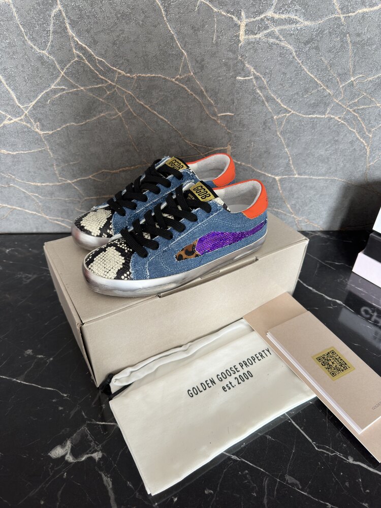 Golden Goose