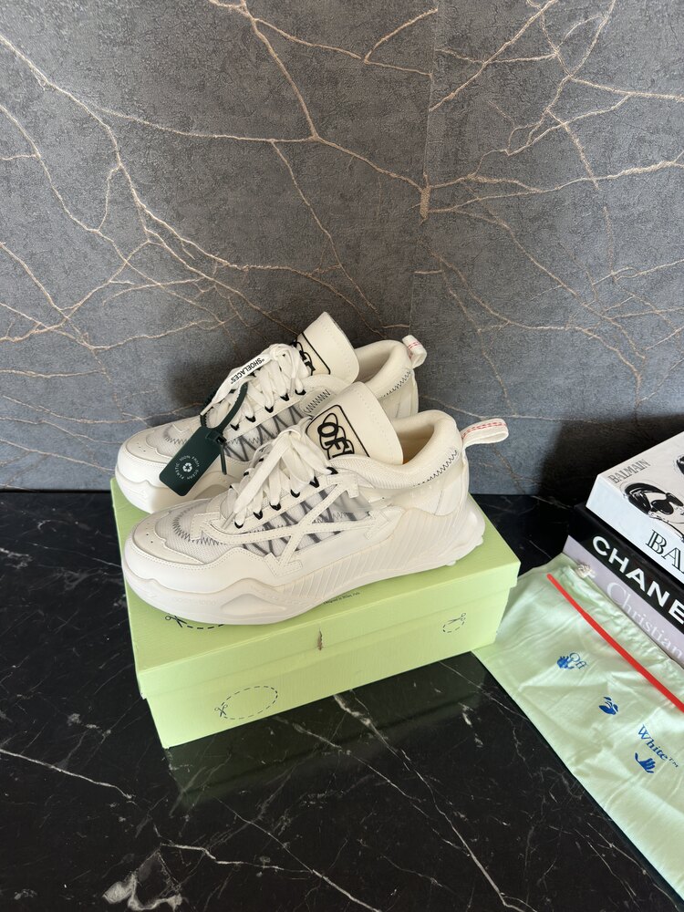Off White