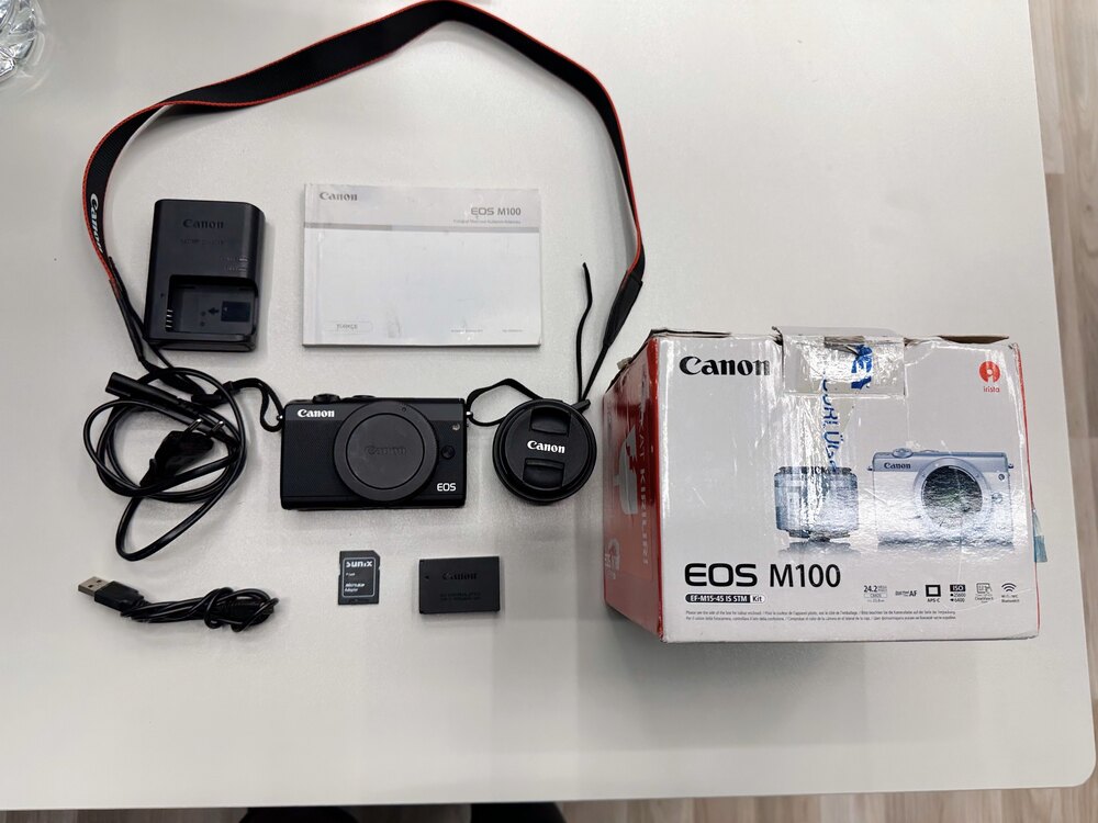 Canon EOS M100