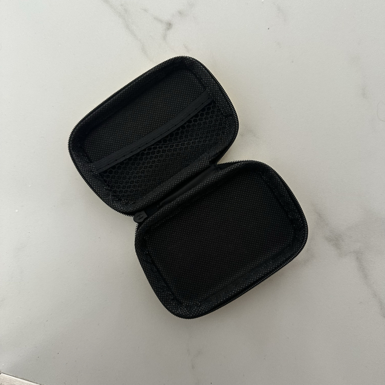 Sarı kamera kılıfı
