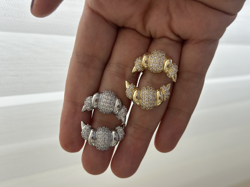 Özel Seri 14K Tombul Kruvasan Küpe