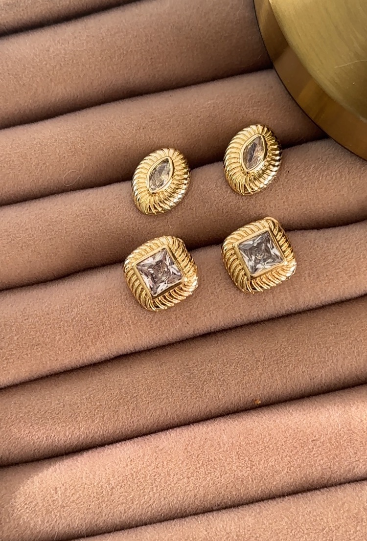 Vip 14K Markiz Oval Kesim Küpe