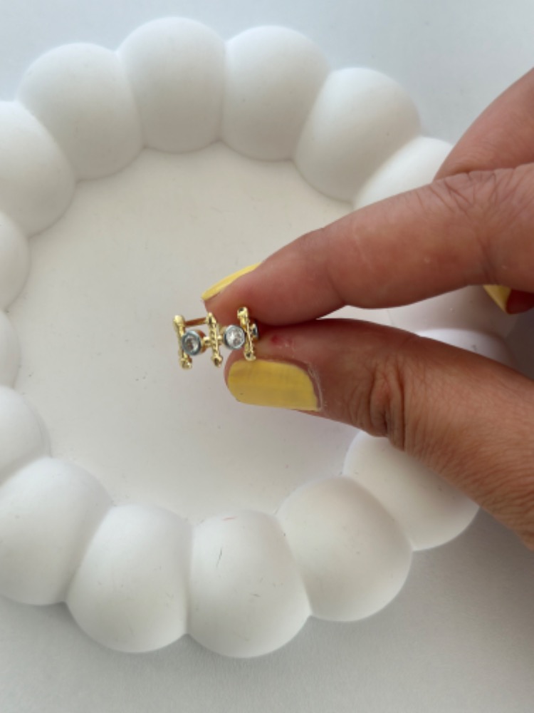 Vip 14K Zirkon Taşlı Kıkırdak Küpe