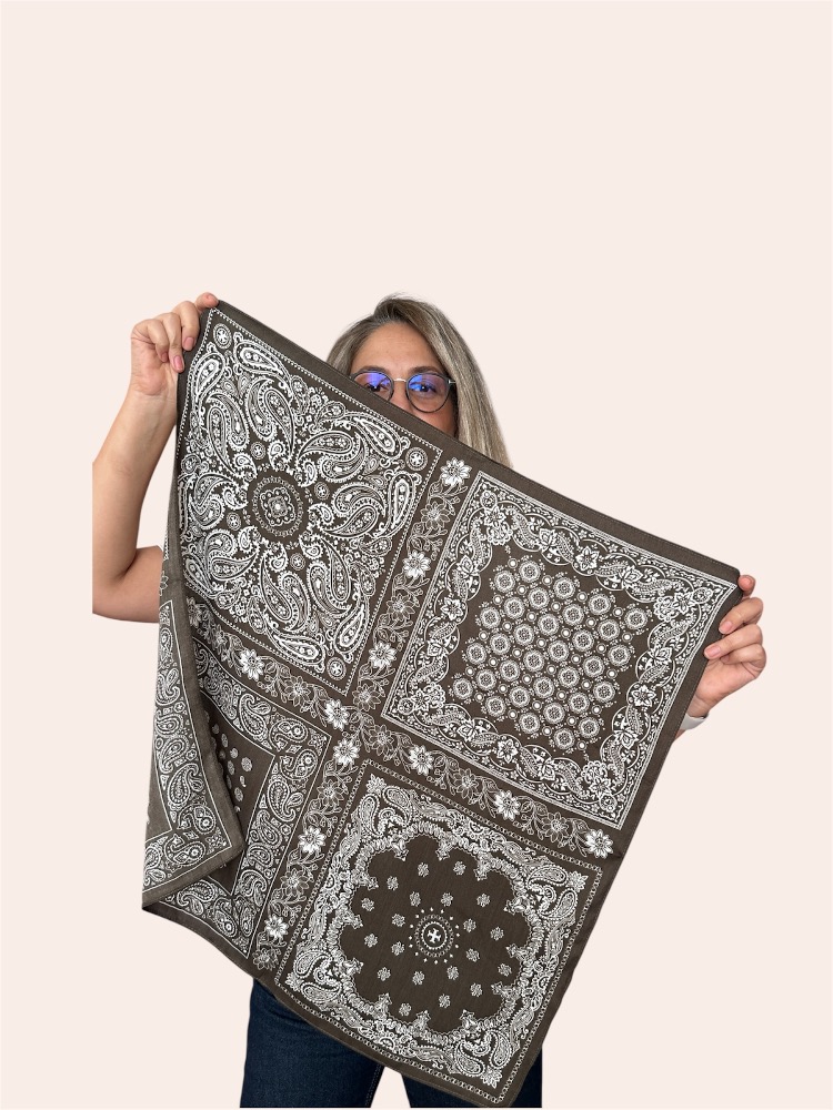Haki 4 Dilim Karışık Desenli 70x70 Fular